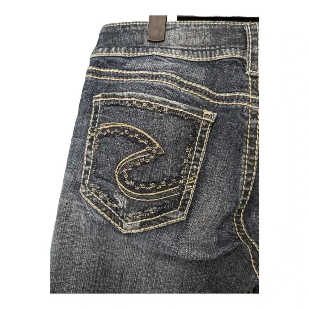Silver Suki Womens Size W29/L32 Mid Straight Leg Stretchy Jeans Dark Wash - Picture 6 of 15